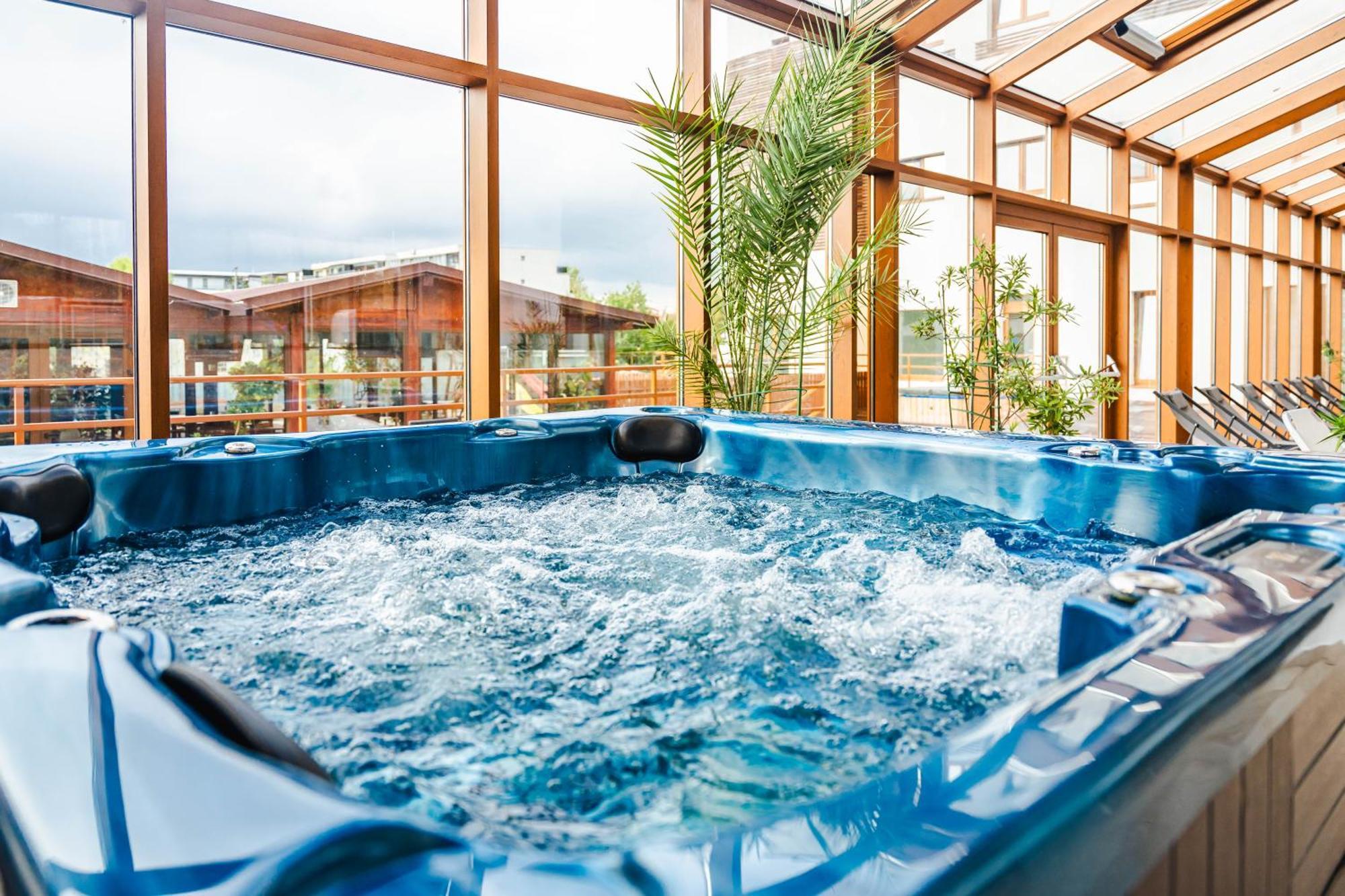 Tci Social Club Hotel Kolozsvár Kültér fotó