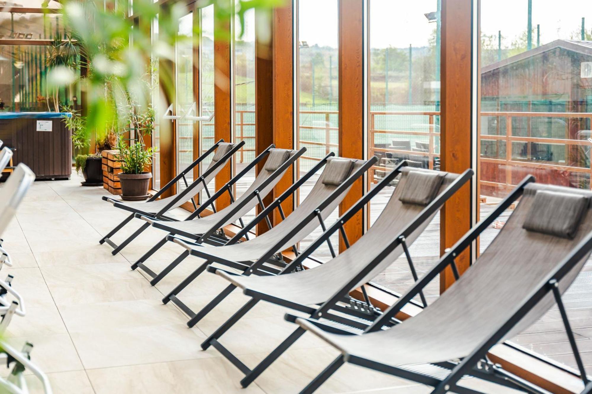 Tci Social Club Hotel Kolozsvár Kültér fotó