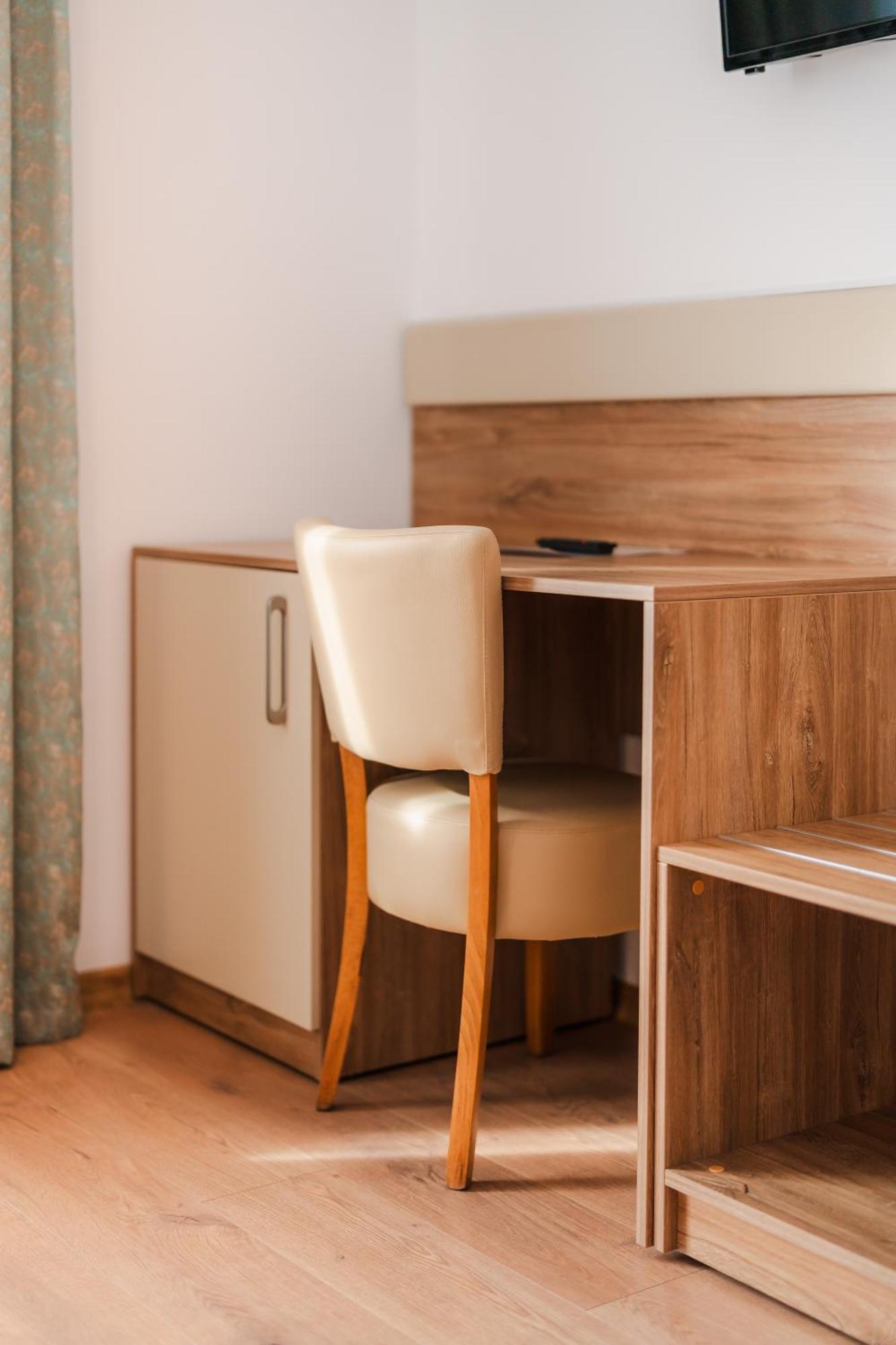 Tci Social Club Hotel Kolozsvár Kültér fotó